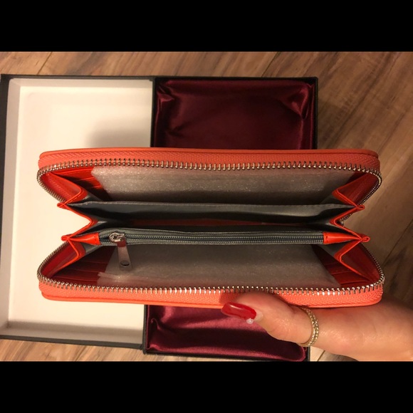 Brand New Juno Wallet - Picture 3 of 4